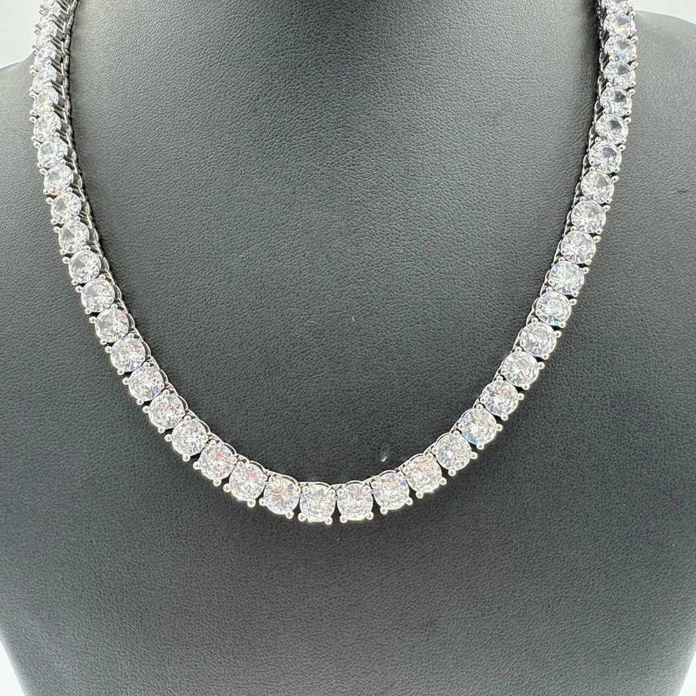 18k 63ct Tennis Necklace - Picture 6 of 10